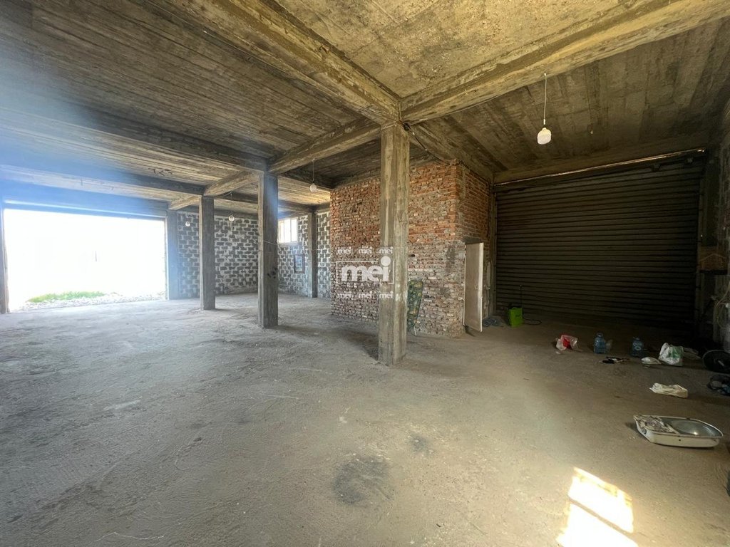 JEPET ME QIRA MAGAZINE NE SHKOZET!