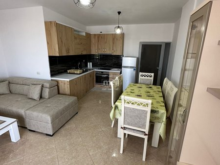 JEPET ME QIRA APARTAMENT 2+1 URA DAJLANIT