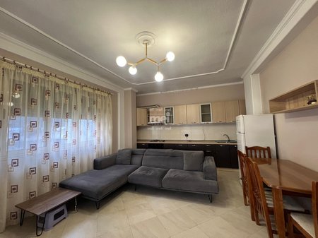JEPET ME QIRA APARTAMENT 1+1 NE VOLLGA !