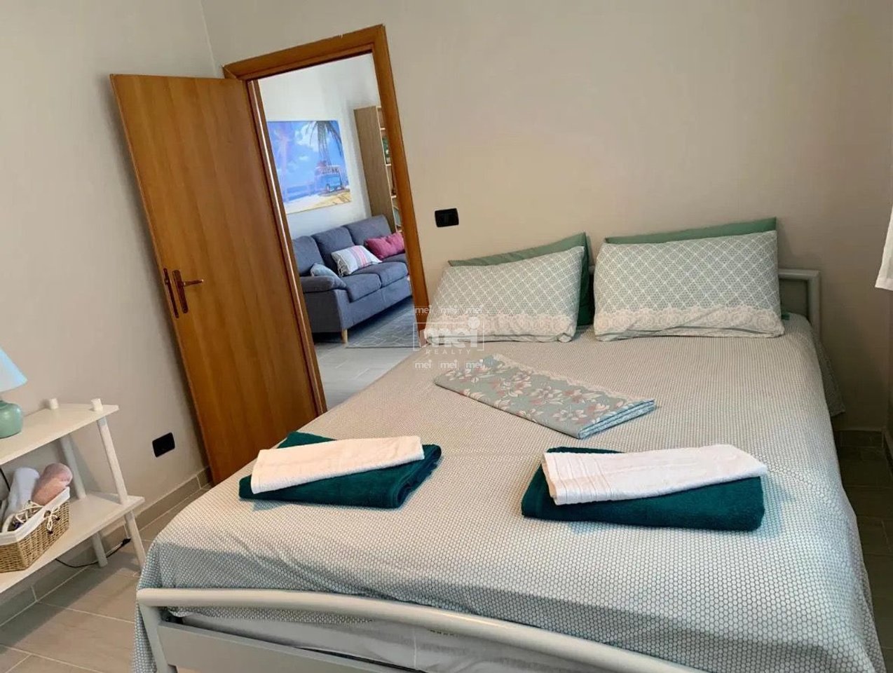 SHITET APARTAMENTI 1+1 SHKEMBI KAVAJES PAMJE NGA DETI