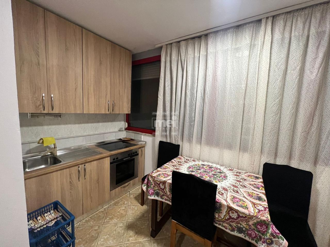 MONOLOCALE IN AFFITTO