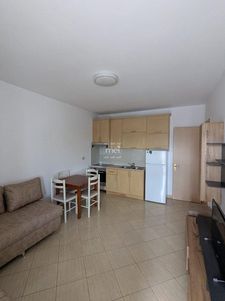 JEPET ME QIRA APARTAMENTI 2+1 PLAZH