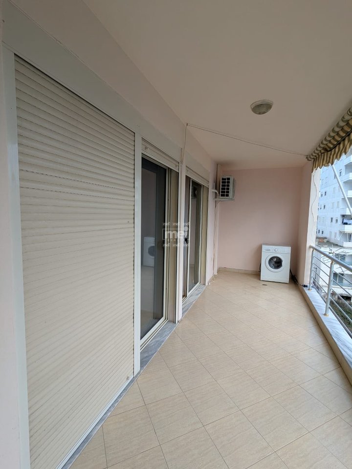 JEPET ME QIRA APARTAMENTI 2+1 PLAZH