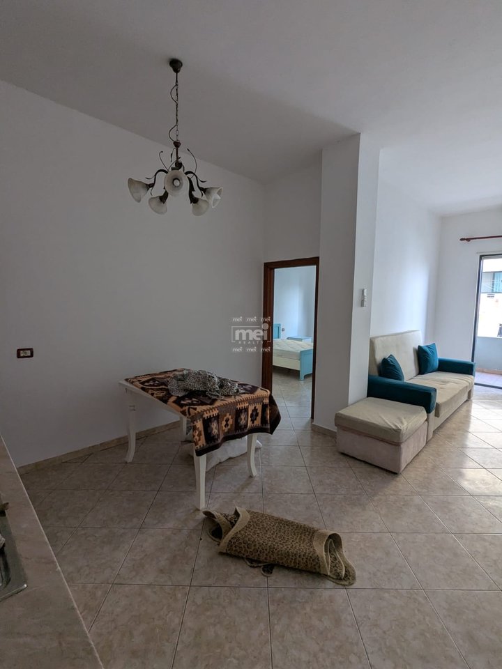 AFFITTASI APPARTAMENTO 1+1