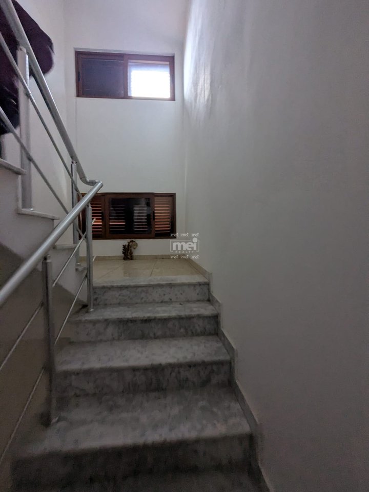 SHITET VILE NE MANEZ!