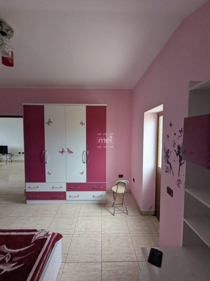 SHITET VILE NE MANEZ!