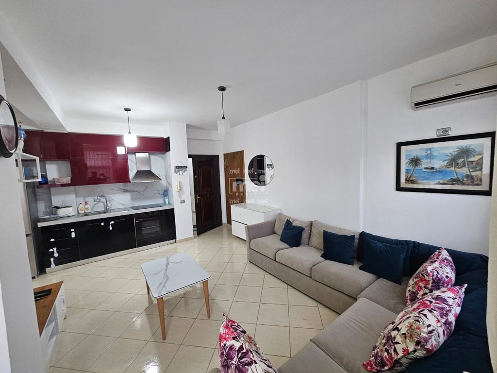 SHITET APARTAMENT 1+1 PRANE HOTEL UJVARES TE MALI ROBIT!