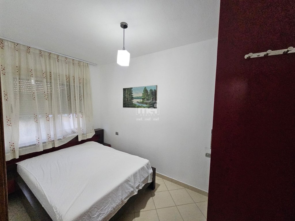 SHITET APARTAMENT 1+1 PRANE HOTEL UJVARES TE MALI ROBIT!