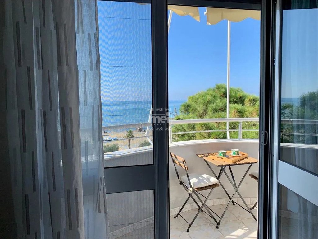 SHITET APARTAMENTI 1+1 SHKEMBI KAVAJES PAMJE NGA DETI