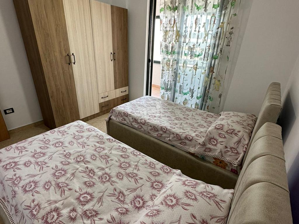 JEPET ME QIRA APARTAMENT 2+1 URA DAJLANIT