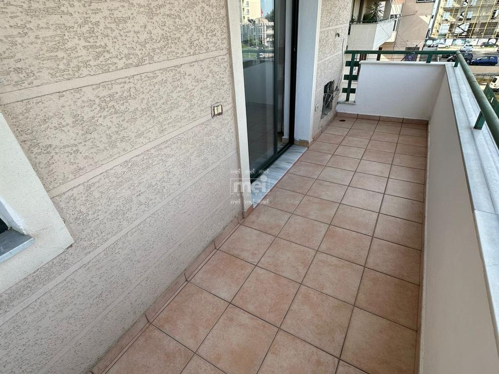 JEPET ME QIRA APARTAMENT 2+1 URA DAJLANIT