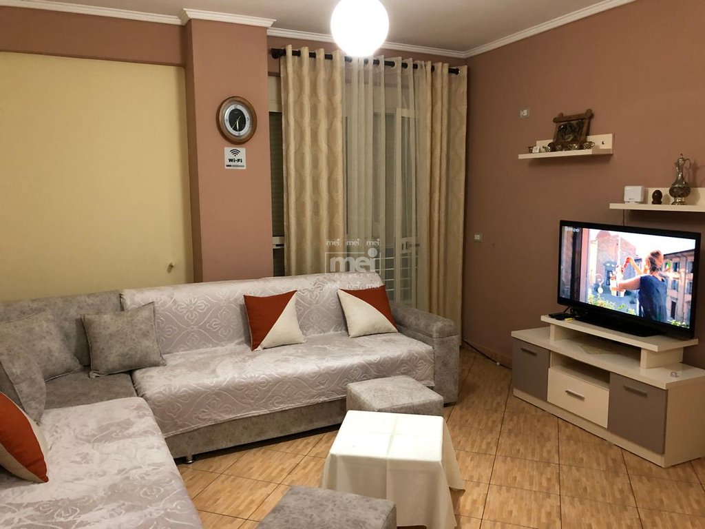 JEPET ME QIRA APARTAMENTI 1+1 PLAZH