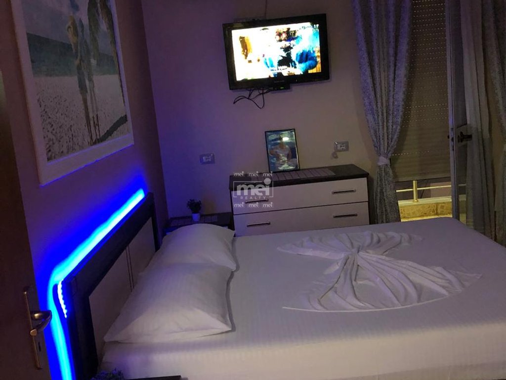 JEPET ME QIRA APARTAMENTI 1+1 PLAZH