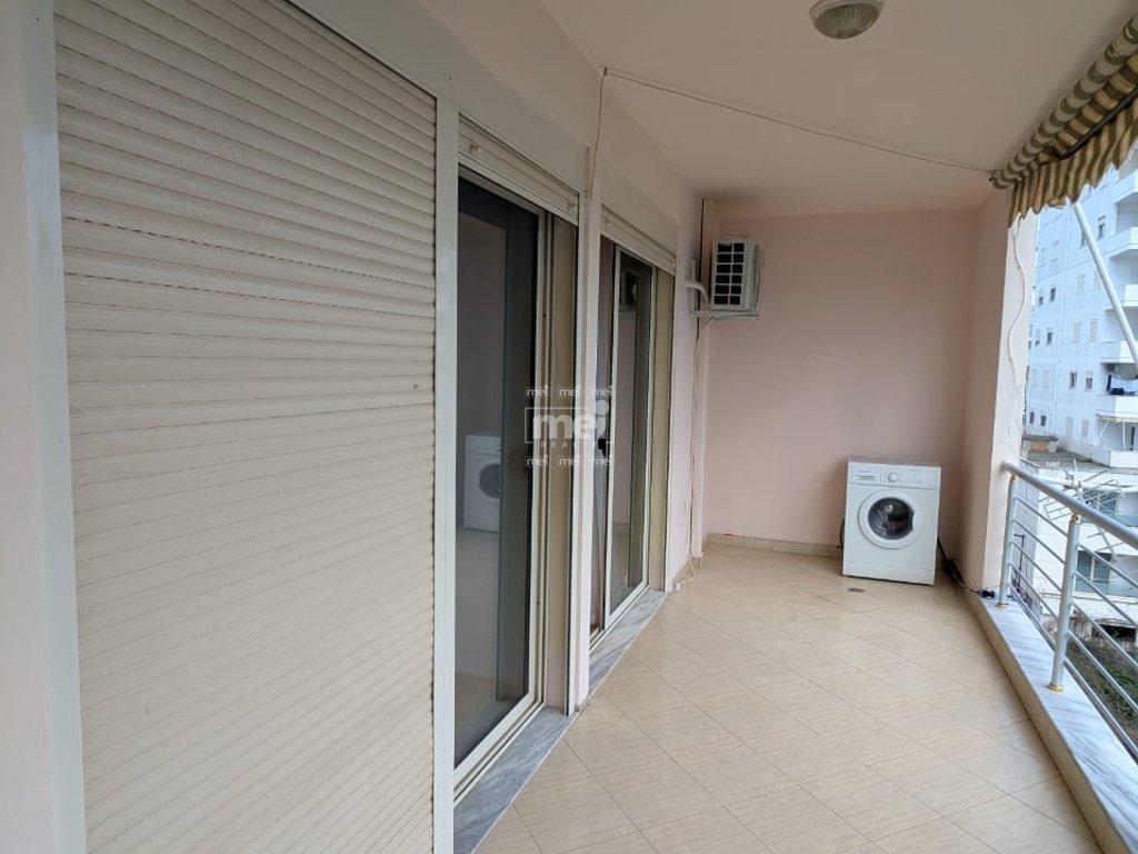 JEPET ME QIRA APARTAMENTI 2+1 PLAZH