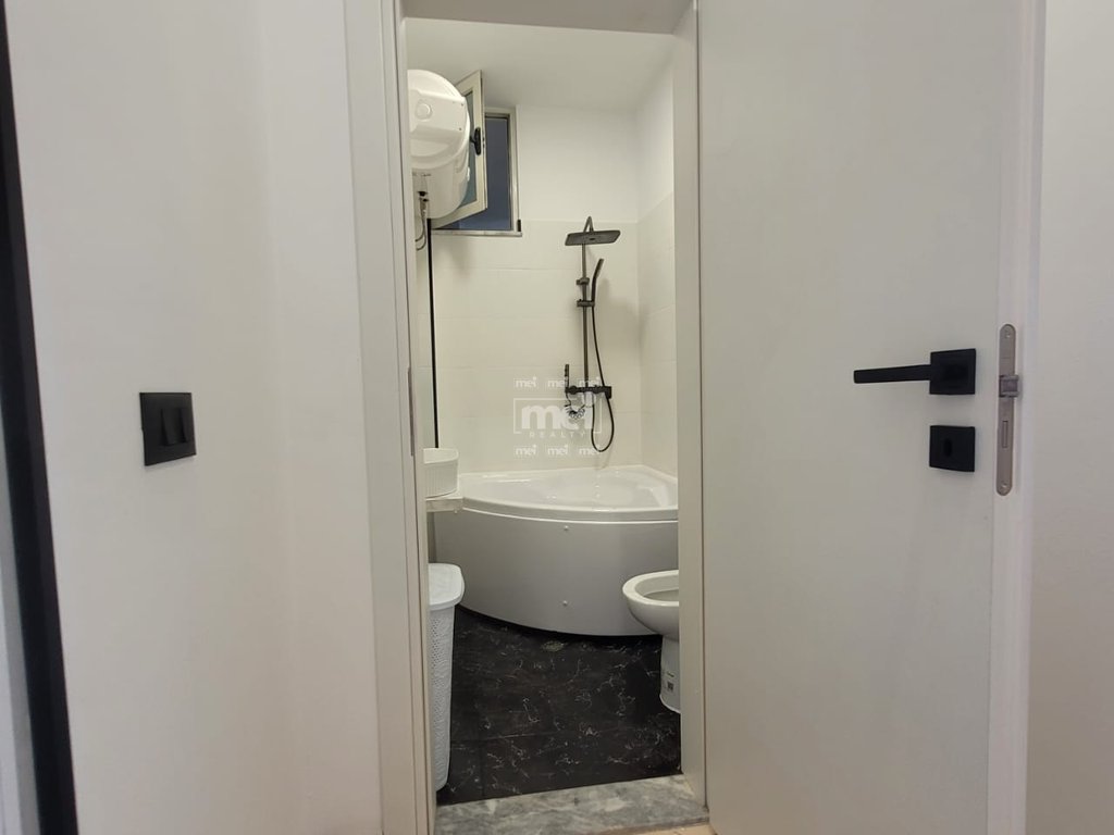 SHITET GARZONIERE PLAZH