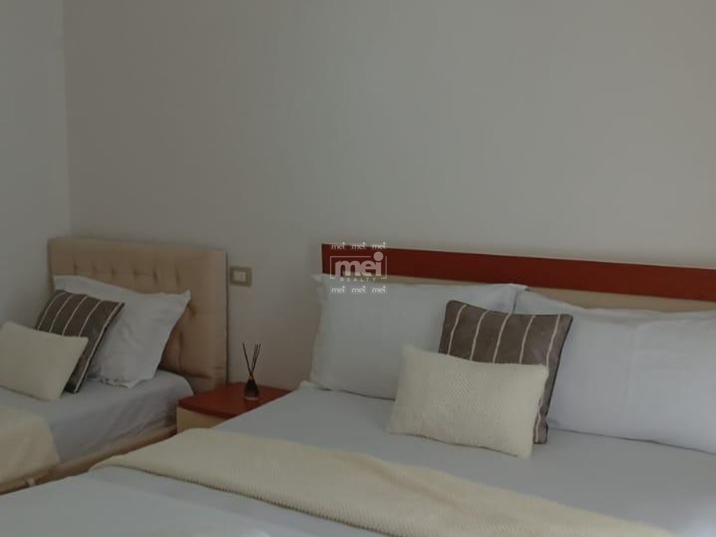 JEPET ME QIRA APARTAMENTI 1+1 PLAZH