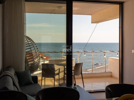 JEPET ME QIRA  APARTAMENTI ME PAMJE NGA DETI 2+1