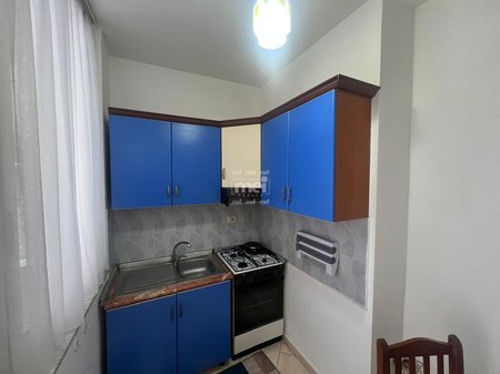 JEPET ME QIRA APARTAMENT 1+1 NE QENDER!