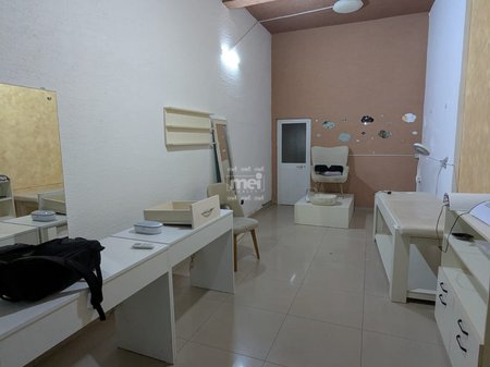 JEPET ME QIRA AMBIENT BIZNESI