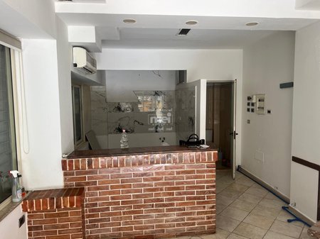 JEPET ME QIRA AMBJENT BIZNESI NE QENDER!