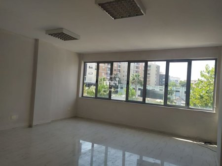 JEPET ME QIRA AMBIENT BIZNESI NE PLAZH!