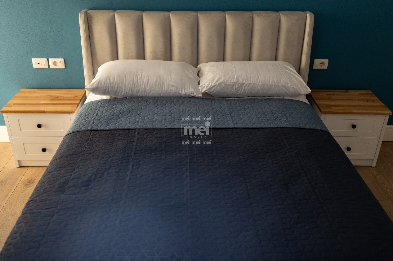 JEPET ME QIRA  APARTAMENTI ME PAMJE NGA DETI 2+1