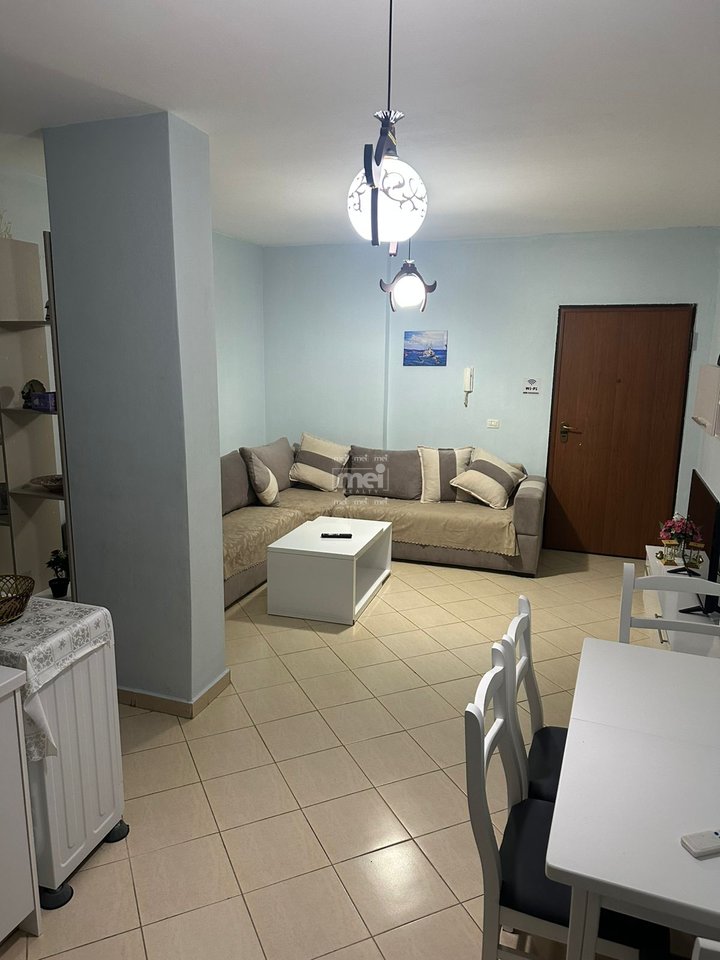 JEPET ME QIRA APARTAMENT  1+1