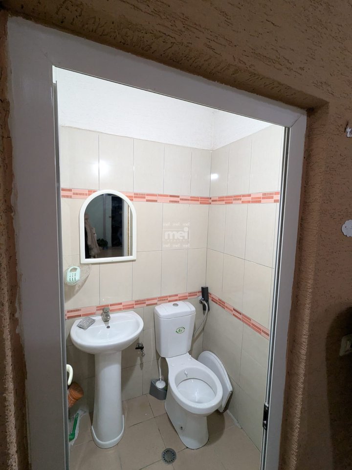 JEPET ME QIRA AMBIENT BIZNESI