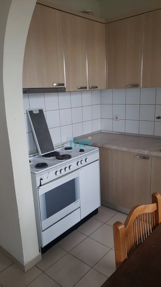 Jepet me Qera Super Apartament 1+1 ne Laprake!
