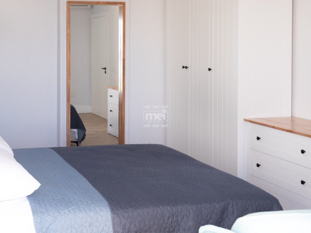 JEPET ME QIRA  APARTAMENTI ME PAMJE NGA DETI 2+1