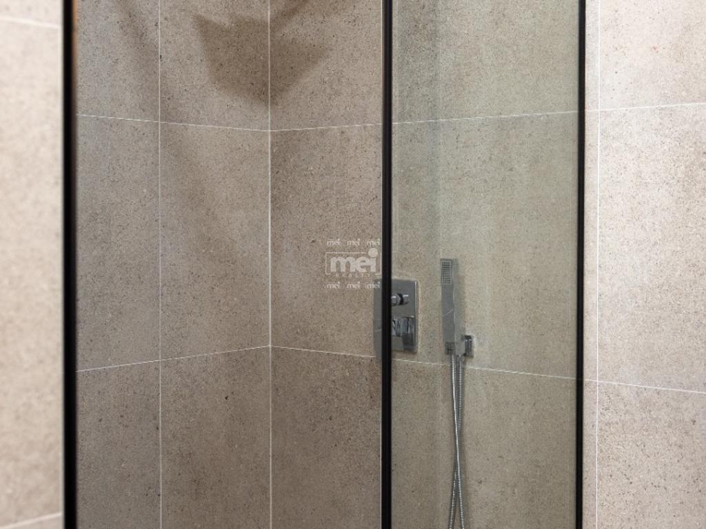 JEPET ME QIRA  APARTAMENTI ME PAMJE NGA DETI 2+1