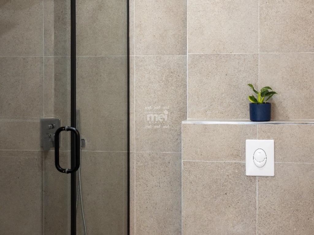 JEPET ME QIRA  APARTAMENTI ME PAMJE NGA DETI 2+1