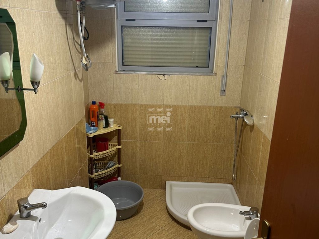 JEPET ME QIRA APARTAMENT  1+1