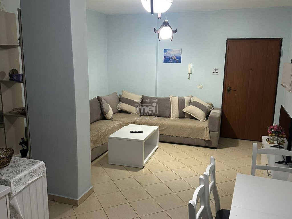 JEPET ME QIRA APARTAMENT  1+1