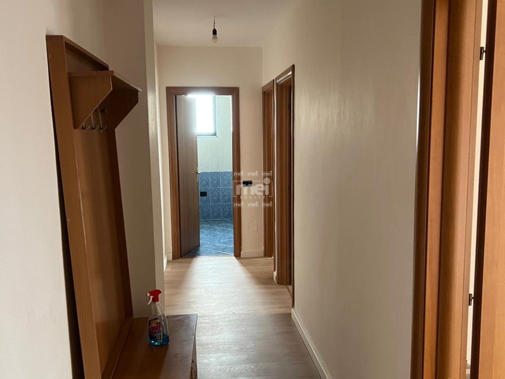 SHITET APARTAMENT 2+1 TEK TREGU FRUTA PERIMEVE!