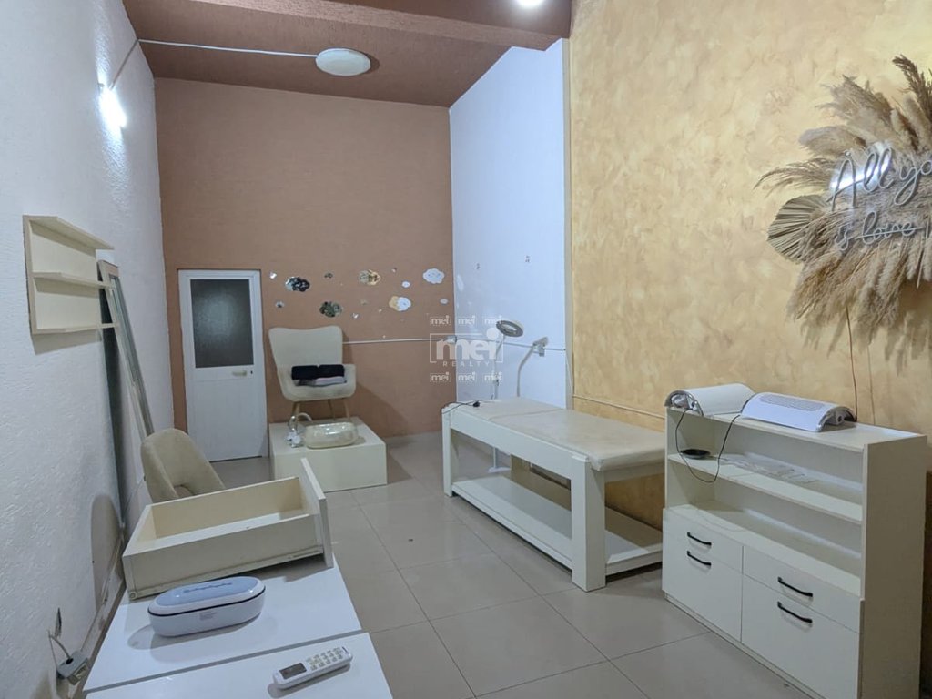 JEPET ME QIRA AMBIENT BIZNESI