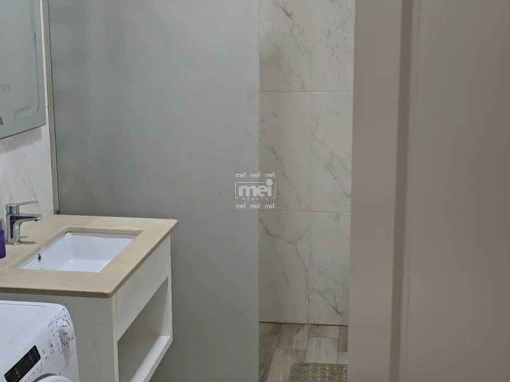 JEPET ME QIRA APARTAMENT 1+1 GOLEM