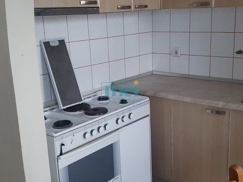 Jepet me Qera Super Apartament 1+1 ne Laprake!