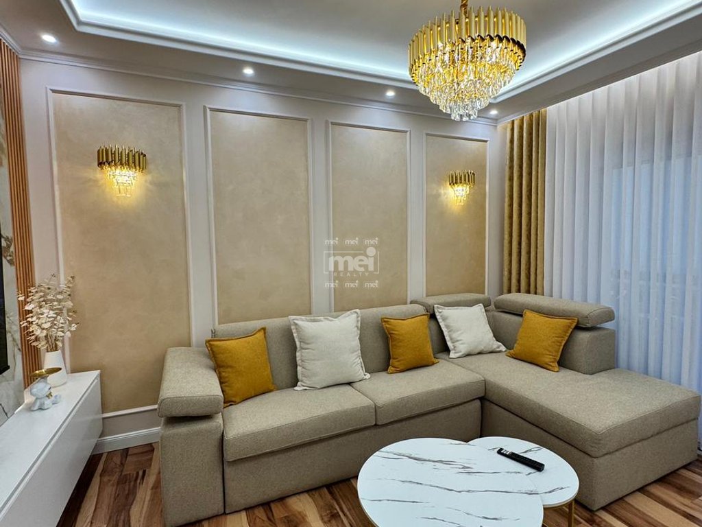 JEPET ME QIRA APARTAMENT 1+1 PRANE GJYKATES!