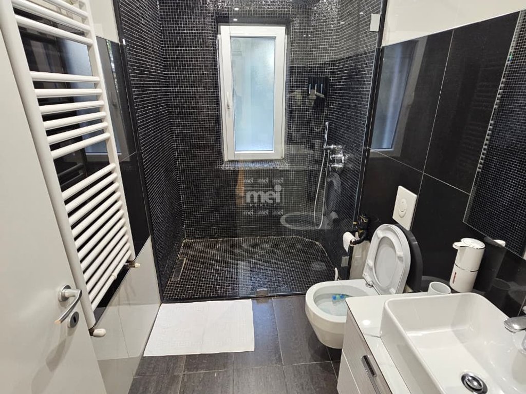 JEPET ME QIRA APARTAMENT 1+1 PRANE GJYKATES!