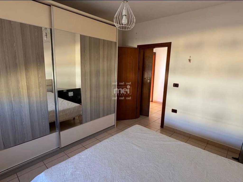 JEPET ME QERA APARTAMENT 1+1 TEK STADIUMI