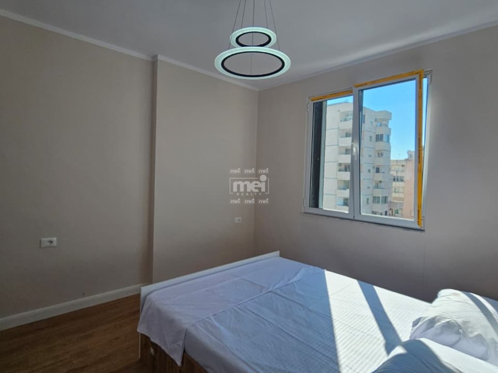 SHITET APARTAMENT 1+1 TE RROTA KUQE!