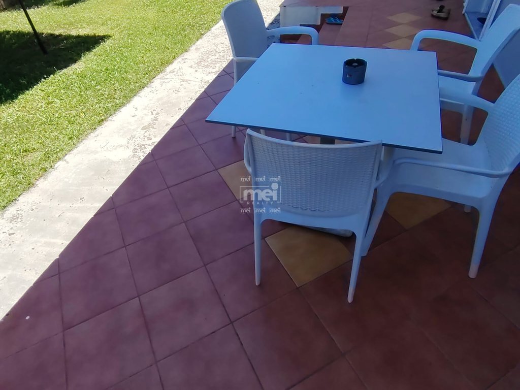 SHITET SHTEPI PRIVATE NE ZONEN E PLAZHIT!