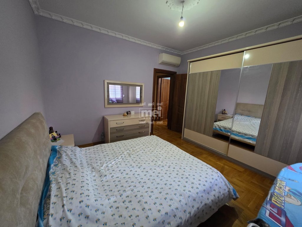 SHITET APARTAMENT 3+1 TE LAGJIA 18 PRANE "VALA PARK"