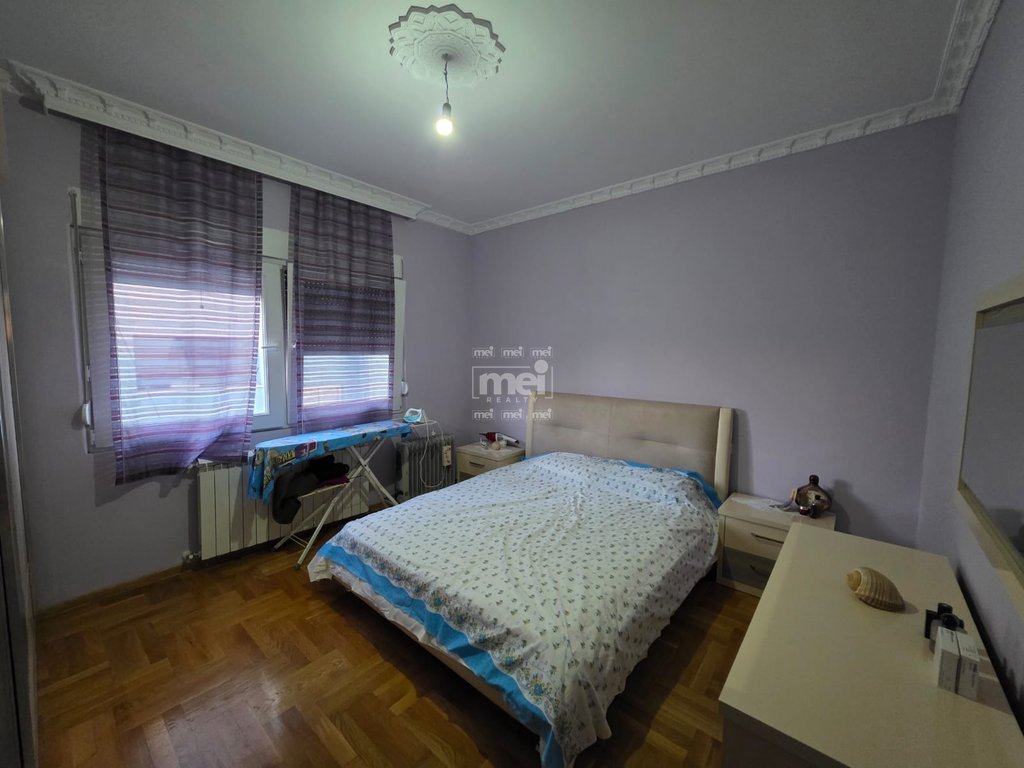 SHITET APARTAMENT 3+1 TE LAGJIA 18 PRANE "VALA PARK"