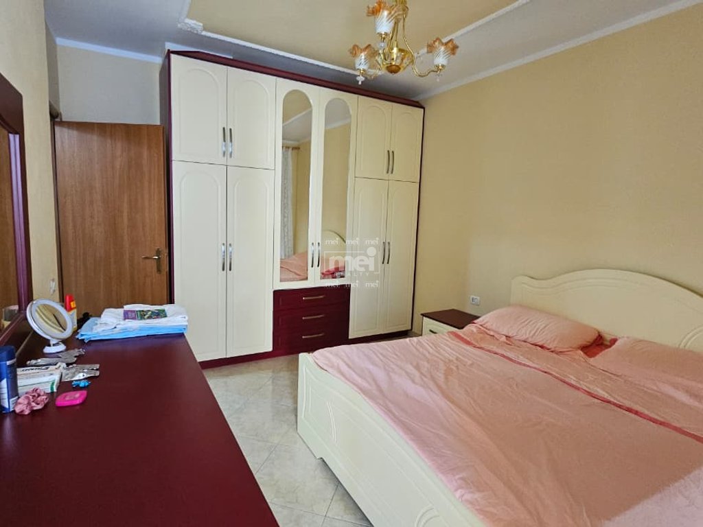 SHITET APARTAMENT 2+1+2 TEK KOPSHTI SOTIR NOKA!