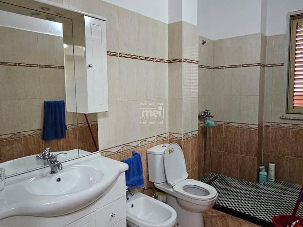 SHITET APARTAMENT 2+1+2 TEK KOPSHTI SOTIR NOKA!
