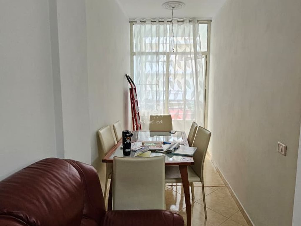 SHITET APARTAMENT 2+1+2 TEK KOPSHTI SOTIR NOKA!