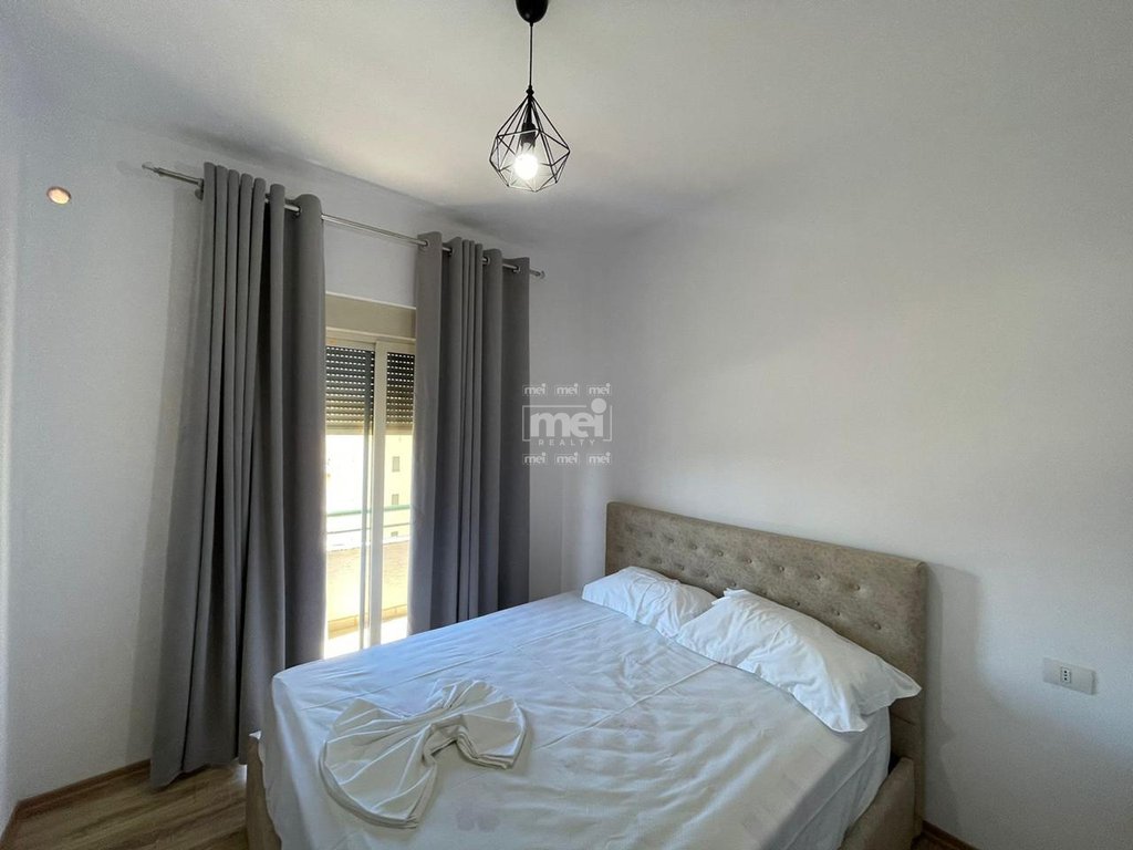 SHITET APARTAMENT 1+1 NE GOLEM