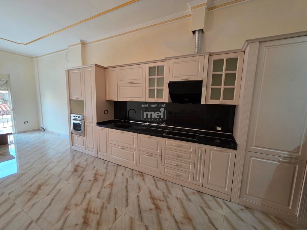 JEPET ME QIRA APARTAMENT 2+1 TE LAGJIA RE!